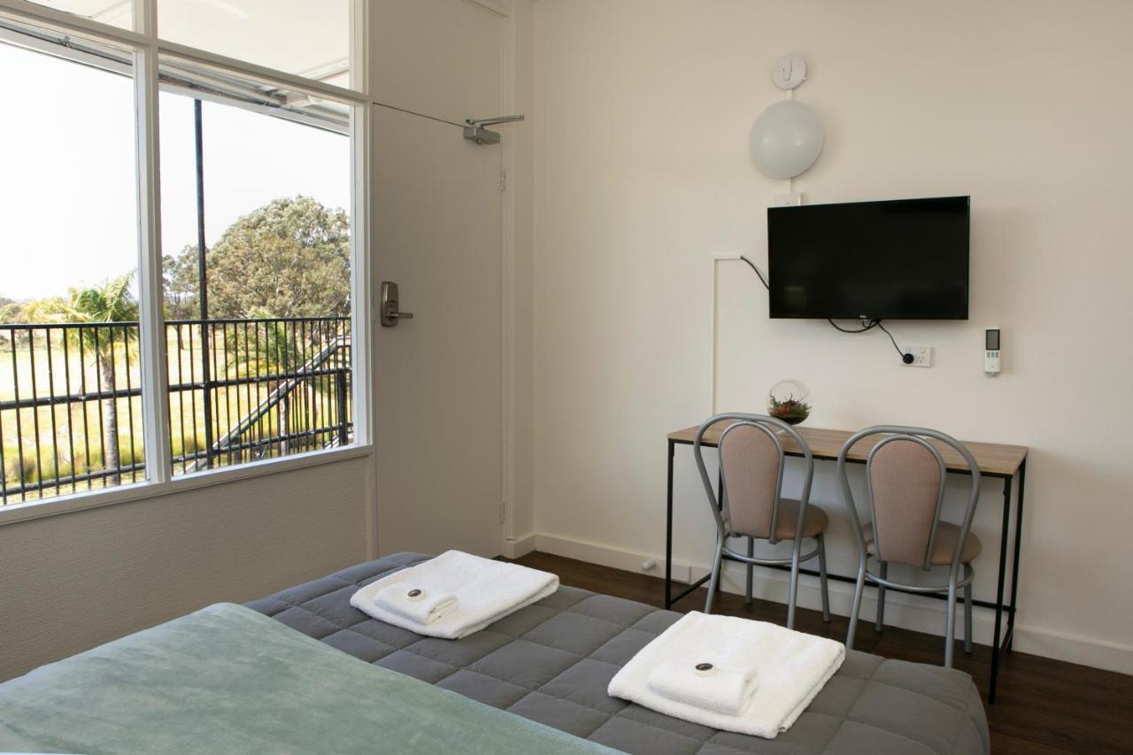 Rivers Apartments Motel Sale Gippsland 외부 사진